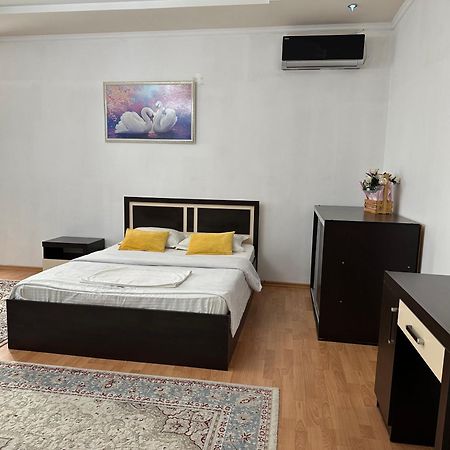 Уютная И Просторная 3Х Комнатная В Центре Oral Exterior foto